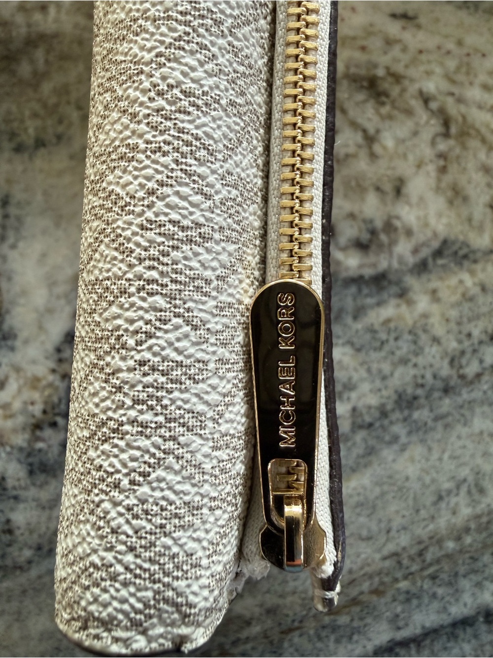 Michael Kors Signature Logo Compact Wallet - Picture 8 of 8